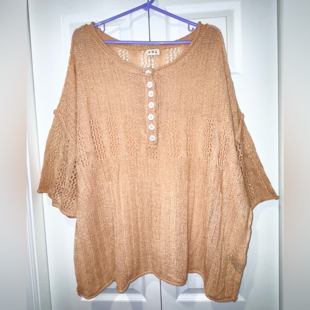POL Women's tan Knit light sweater. Size Way oversized small. EUC